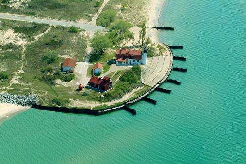 Point Betsie Lighthouse N-S 2010