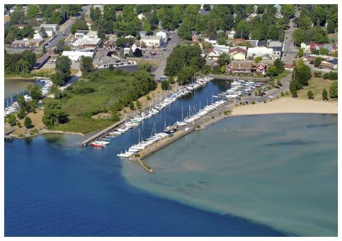 Suttons Bay Marina E-W