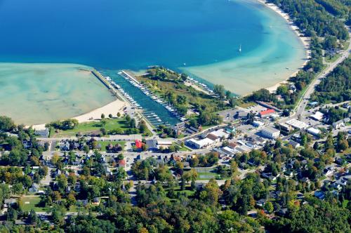 Suttons Bay Marina 2013